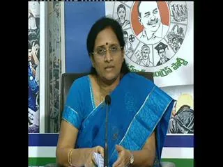 Vasireddy Padma Questioning Chandrababu Naidu on liquor shops - Sakshi