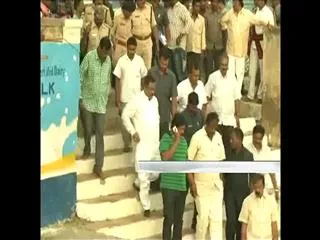 Godavari Pushkaralu 2015 || Negligence in Pushkara Works - Sakshi