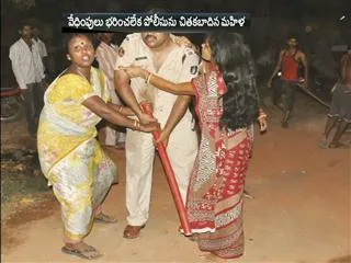 woman attacked on police over harassment - Sakshi