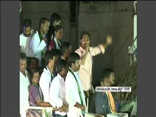 chandrababu pick up ntr photo every election says ys jagan mohan reddy - Sakshi