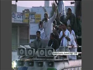 YS Jagan Speech in Guntur Road Show - Sakshi