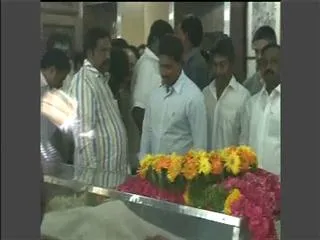 ys-jagan mohan reddy condolence to nedurumalli janardhan reddy - Sakshi