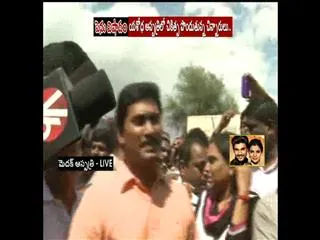 Medak Train Accident : YS Jagan Mohan Reddy speaks to media - Sakshi