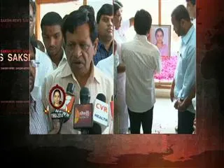 ysrcp leaders condolence to bhuma shobha nagi reddy dead - Sakshi