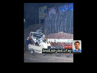 three-passingers-dies-in-road-acciden - Sakshi