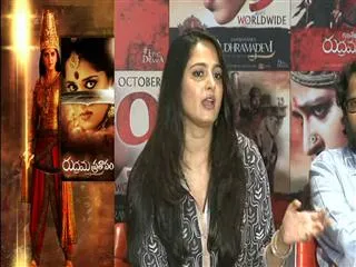 Anushka wears Rs 5 crore worth real jewellery for film Rudramadevi - Sakshi