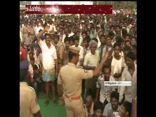ys jagan mohan reddy supports bhogapuram farmers protest - Sakshi
