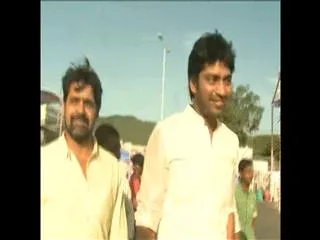 Hero Allari Naresh visit Tirumala Temple - Sakshi