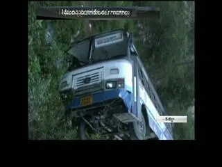 20 passengers injured in rtc bus overturned - Sakshi