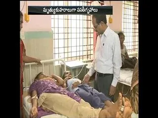 25 students hospitalised in vijayanagaram - Sakshi