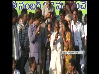 manyam people fire on chandrababu naidu boxite issue - Sakshi
