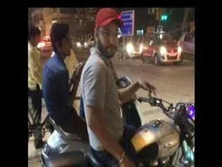 Delhi: Man passes lewd comments, threatens with dire consequences, claims woman - Sakshi