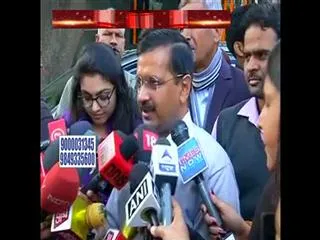Overwhelmed by 'success' of odd-even scheme: Kejriwal - Sakshi