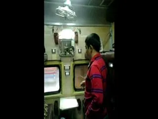 Robbery in Godavari express near Tadepalligudem - Sakshi