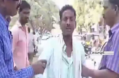 Farmer suicide attempt died - Sakshi