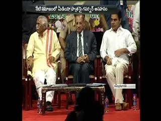 journalists will give suggestions to government, says narasimhan - Sakshi