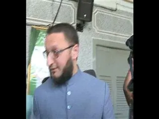 isis threatens mp asaduddin owaisi in twitter - Sakshi