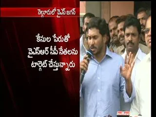 YS Jagan mohan reddy takes on chandrababu - Sakshi