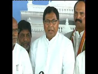 this is black day for telangana assembly, says jana reddy - Sakshi