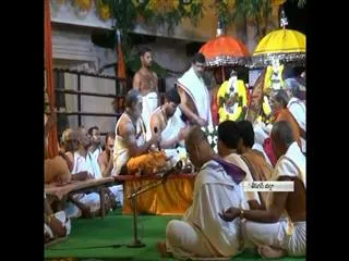 one lakh lamp Celebration in vemulawada temple - Sakshi