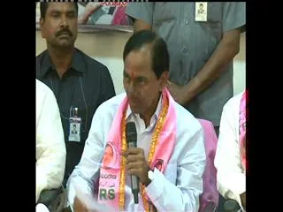 TRS vistory in warangal by polls is historical, says kcr - Sakshi