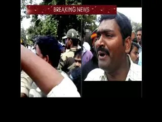 tdp activists attacked on farmers of krishna - Sakshi
