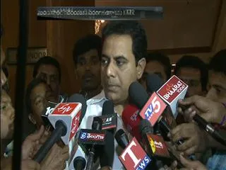telangana minister ktr speaks on leaders joinings in trs - Sakshi