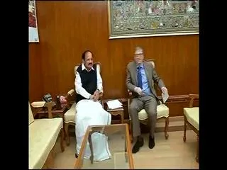 Bill Gates Says Swachh Bharat Partnership With India One of the Best - Sakshi