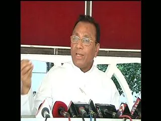 Parliamentary Privilege committee enquiries Nandyala MP SPY reddy issue - Sakshi