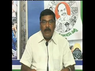 YSRCP Leader Meruga Nagarjuna Press Meet Over Handloom Loan waiver - Sakshi