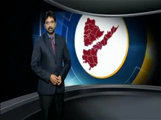 Raging in nellore  Priyadarshini  college - Sakshi