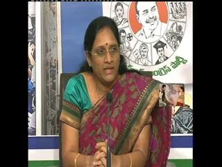 RTC robes passengers with heavy charges - Sakshi