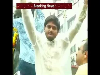 Patidar rally youth leader Hardik Patel arrested - Sakshi
