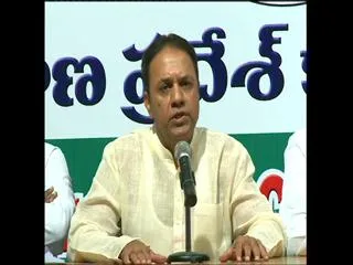 Congress fires on KCR over Pranahita Chevella Project - Sakshi