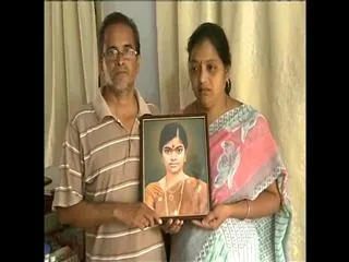 Rishiteswari's parents wants to justice - Sakshi