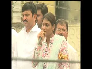 ys sharmila paramarsha yatra second day in karimnagar - Sakshi