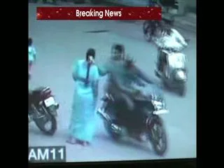 Chain Snatchers Hulchul in One Day in Hyderabad - Sakshi