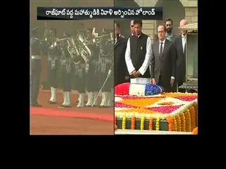 Hollande meets Indian leaders in New Delhi - Sakshi