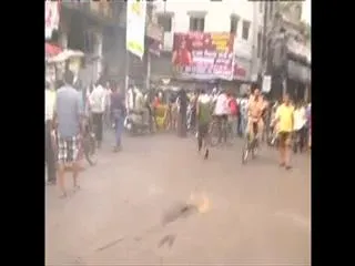 Schools, colleges to remain closed after Varanasi violence - Sakshi