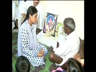 ys sharmila to take up second phase of paramarsha yatra in warangal - Sakshi