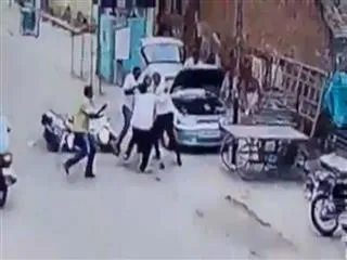 AIADMK member hacked to death in Tiruvannamalai - Sakshi
