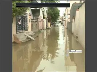 heavy rain water in secunderabad - Sakshi