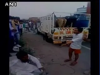 Man Dies After Being Beaten by Gau Rakshaks in Rajasthan - Sakshi