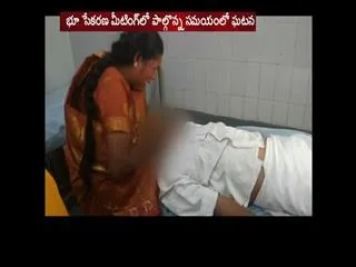 Farmer Dies Due to Heart Attack in Penukonda RDO Office in Anantapur District - Sakshi