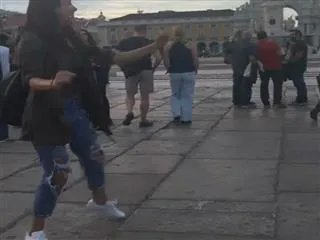 Anushka Sharma dancing video - Sakshi