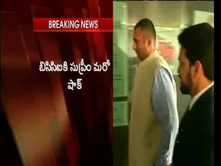 Supreme Court Says Don't Release Funds To States Until They Commit To Lodha Reforms - Sakshi