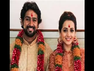 Actress Bhavana And Producer Naveen Are Engaged. - Sakshi