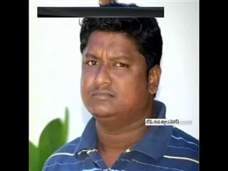 Former Bihar CM Jitan Ram Manjhi's grandson arrested for carrying liquor - Sakshi