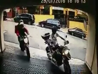 Funniest bike theft - Sakshi