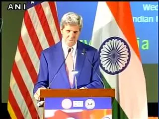 have you come in boats, john kerry asks delhi iit students - Sakshi